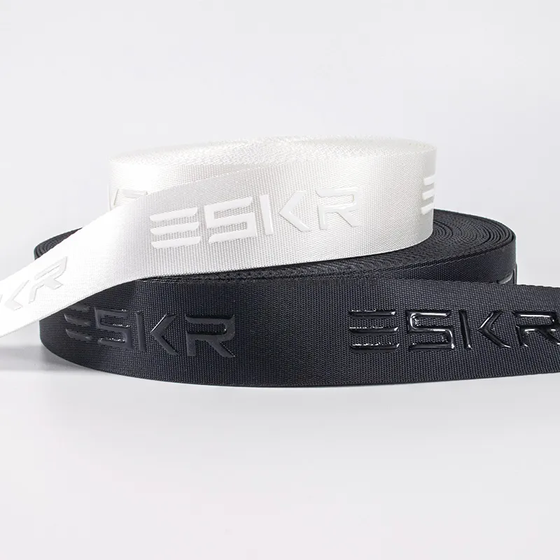 Benutzerdefiniertes Design-Logo aus recycelten Bandbuchstaben, Nylon-Jacquard-Gurtbandimitat